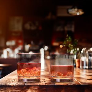 Copo de Whisky 300ml Natural em Policarbonato - Linha Salut VEM
